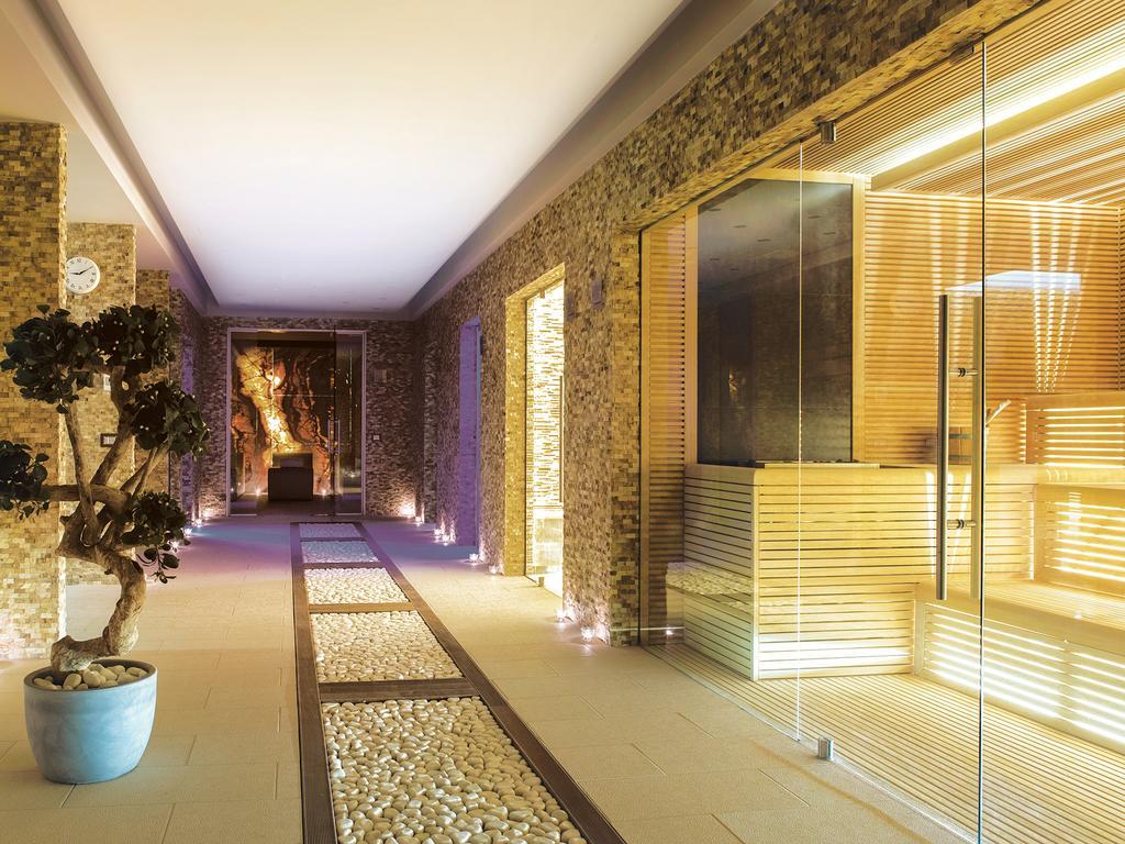 Premier Palace Spa Hotel Bükreş Dış mekan fotoğraf The spa at The Dorchester