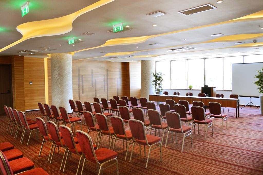 Premier Palace Spa Hotel Bükreş Dış mekan fotoğraf A conference room