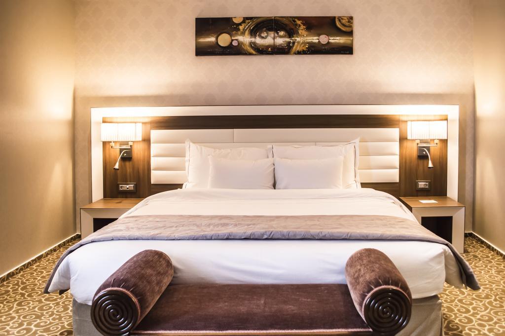 Premier Palace Spa Hotel Bükreş Dış mekan fotoğraf Deluxe Room